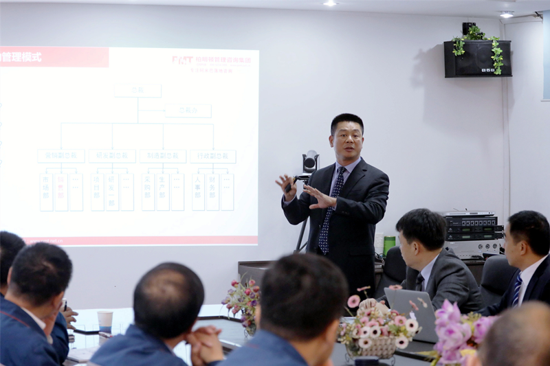 柏明顿刘诗文老师发言 柏明顿刘诗文老师发言